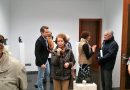 La exposición de Cayetano Guerra ‘Musa-Mujer’ se expone en la Casa de la Cultura de Guía
